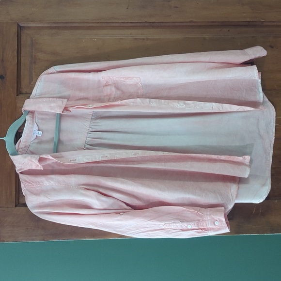 Pink button down - Picture 1 of 4